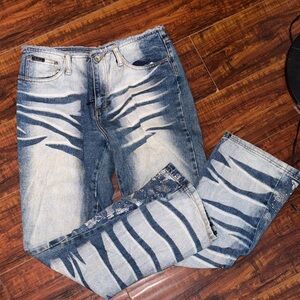 Stylish Blue Patterned  Jeans